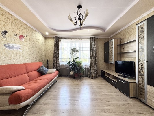Продам двухкомнатную (2-комн.) квартиру, Севская ул, 19, Брянск г