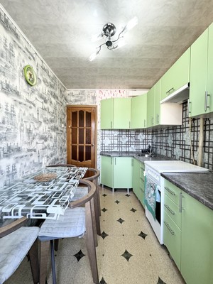 Продам двухкомнатную (2-комн.) квартиру, Севская ул, 19, Брянск г