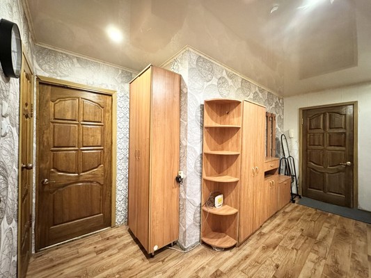 Продам двухкомнатную (2-комн.) квартиру, Севская ул, 19, Брянск г