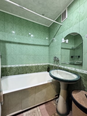 Продам двухкомнатную (2-комн.) квартиру, Севская ул, 19, Брянск г