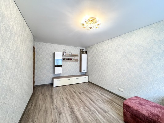 Продам двухкомнатную (2-комн.) квартиру, Олега Кошевого ул, 74, Брянск г