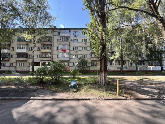 Продам двухкомнатную (2-комн.) квартиру, Олега Кошевого ул, 74, Брянск г
