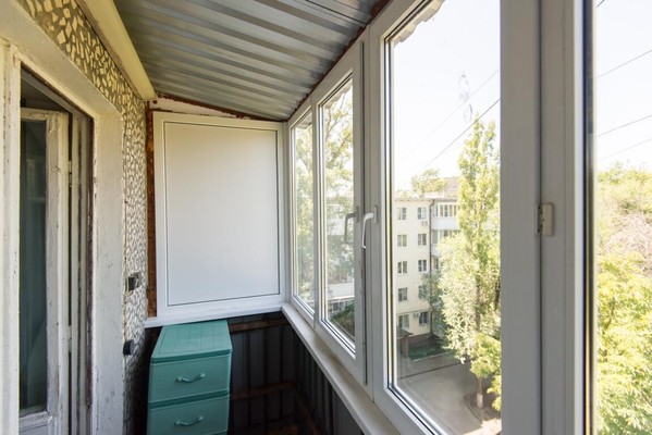 Продам трехкомнатную (3-комн.) квартиру, 2-я Краснодарская ул, 96/3, Ростов-на-Дону г