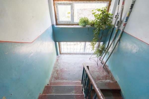 Продам трехкомнатную (3-комн.) квартиру, 2-я Краснодарская ул, 96/3, Ростов-на-Дону г