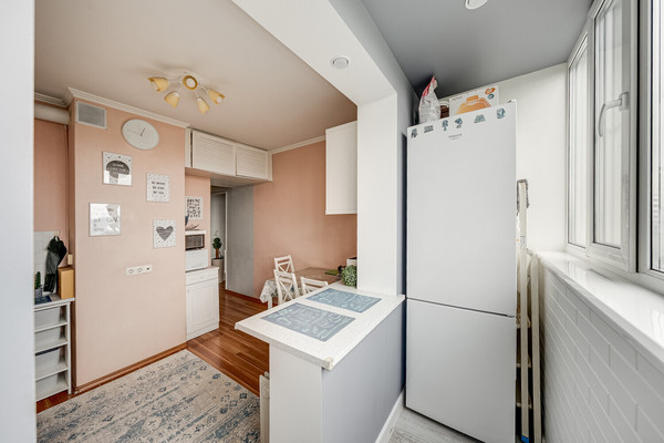 Продам двухкомнатную (2-комн.) квартиру, Бакинская ул, 14, Москва г