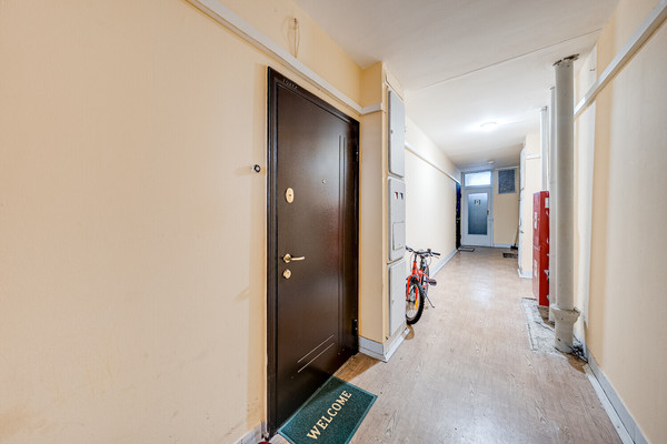 Продам двухкомнатную (2-комн.) квартиру, Бакинская ул, 14, Москва г