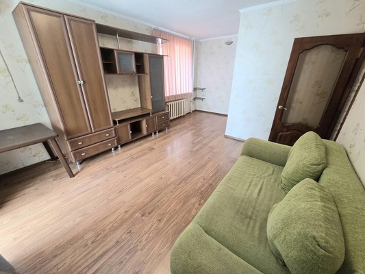 Продам однокомнатную (1-комн.) квартиру, Комарова б-р, 11/1, Ростов-на-Дону г