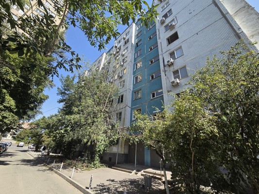 Продам однокомнатную (1-комн.) квартиру, Комарова б-р, 11/1, Ростов-на-Дону г