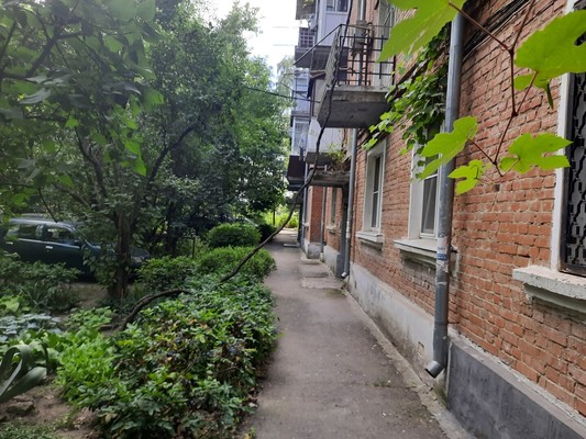 Продам трехкомнатную (3-комн.) квартиру, Авиагородок мкр, 6, Батайск г