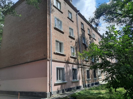 Продам трехкомнатную (3-комн.) квартиру, Авиагородок мкр, 6, Батайск г