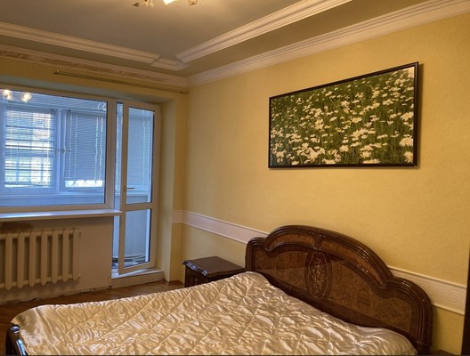 Продам трехкомнатную (3-комн.) квартиру, Крепостной пер, 101к214, Ростов-на-Дону г