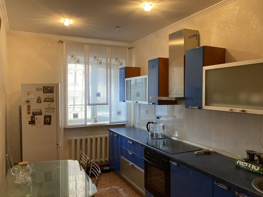 Продам трехкомнатную (3-комн.) квартиру, Крепостной пер, 101к214, Ростов-на-Дону г