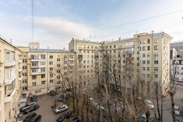Продам многокомнатную квартиру, Ленинский пр-кт, 21, Москва г