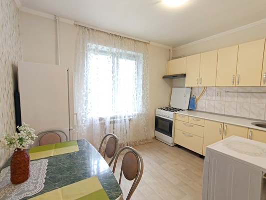 Продам однокомнатную (1-комн.) квартиру, Четаева ул, 45, Казань г