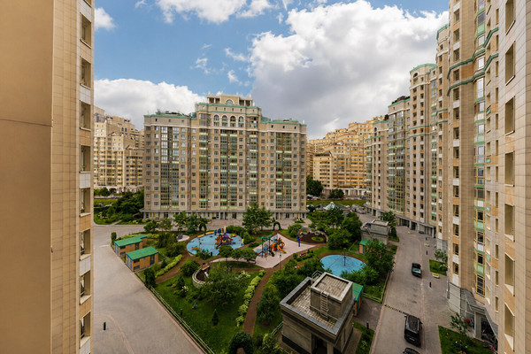 Продам трехкомнатную (3-комн.) квартиру, Ломоносовский пр-кт, 25к5, Москва г
