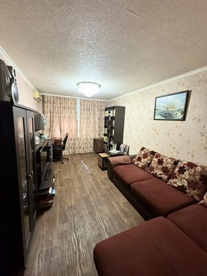 Продам двухкомнатную (2-комн.) квартиру, Таганрогская ул, 139/8, Ростов-на-Дону г