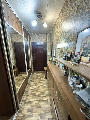Продам двухкомнатную (2-комн.) квартиру, Таганрогская ул, 139/8, Ростов-на-Дону г