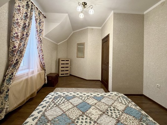 Продам дом, Крупской ул, 108, Славянск-на-Кубани г, 0 км от города