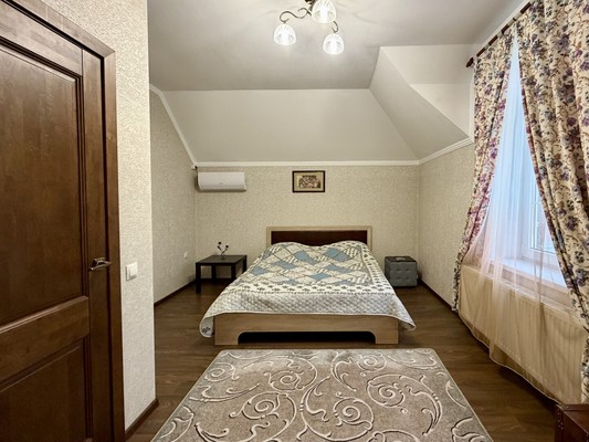Продам дом, Крупской ул, 108, Славянск-на-Кубани г, 0 км от города