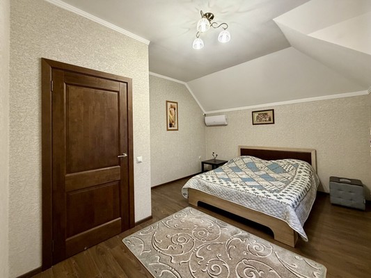 Продам дом, Крупской ул, 108, Славянск-на-Кубани г, 0 км от города