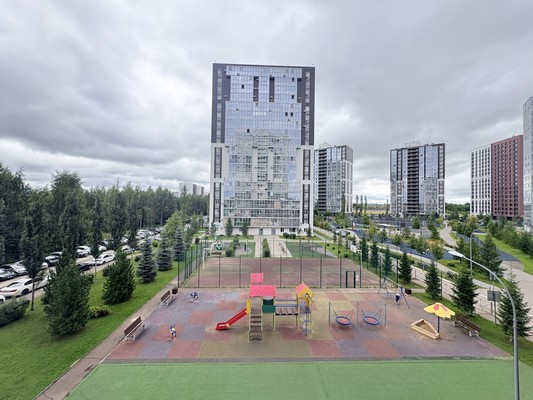 Продам двухкомнатную (2-комн.) квартиру, Детский проезд, 1к2, Казань г