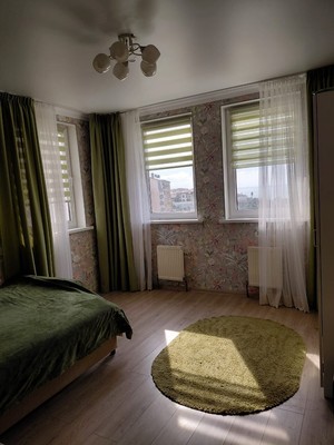 Продам двухкомнатную (2-комн.) квартиру, Таманская ул, 121к1, Анапа г