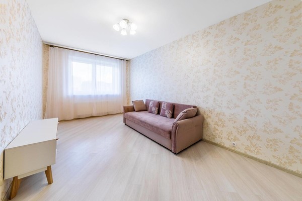 Продам однокомнатную (1-комн.) квартиру, Бачуринская ул, 4к2, Коммунарка п
