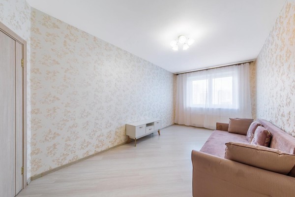 Продам однокомнатную (1-комн.) квартиру, Бачуринская ул, 4к2, Коммунарка п