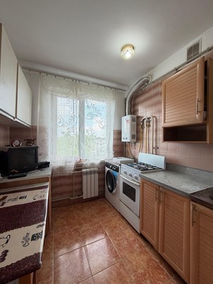 Продам двухкомнатную (2-комн.) квартиру, Ашурова ул, 28, Нальчик г