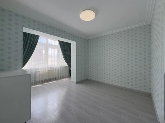 Продам трехкомнатную (3-комн.) квартиру, Байсултанова ул, 35ка, Нальчик г