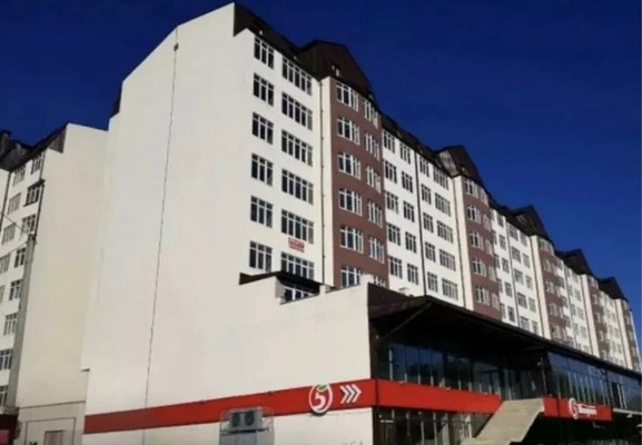 Продам трехкомнатную (3-комн.) квартиру, Байсултанова ул, 35ка, Нальчик г
