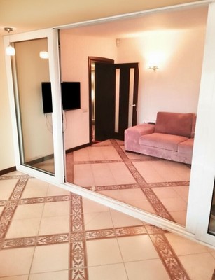 Продам многокомнатную квартиру, им.В.И.Ленина пр-кт, 51/50, Евпатория г