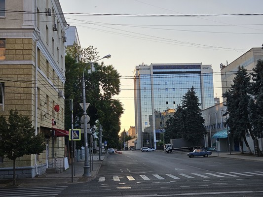 Продам двухкомнатную (2-комн.) квартиру, Красная ул, 29, Краснодар г