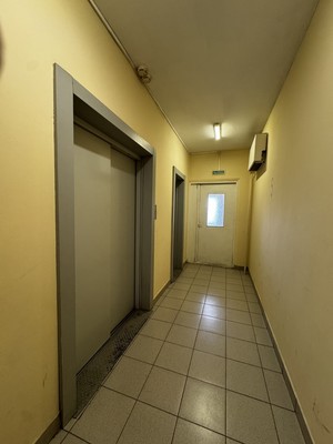 Продам однокомнатную (1-комн.) квартиру, Вернадского пр-кт, 10к1, Москва г