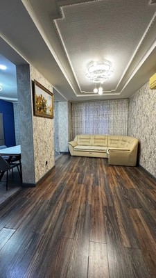 Продам трехкомнатную (3-комн.) квартиру, Павлюхина ул, 102ка, Казань г
