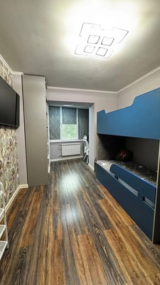 Продам трехкомнатную (3-комн.) квартиру, Павлюхина ул, 102ка, Казань г