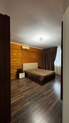 Продам трехкомнатную (3-комн.) квартиру, Павлюхина ул, 102ка, Казань г