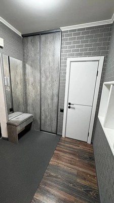 Продам трехкомнатную (3-комн.) квартиру, Павлюхина ул, 102ка, Казань г