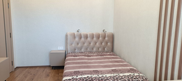 Продам двухкомнатную (2-комн.) квартиру, Котанова ул, 4, Новороссийск г