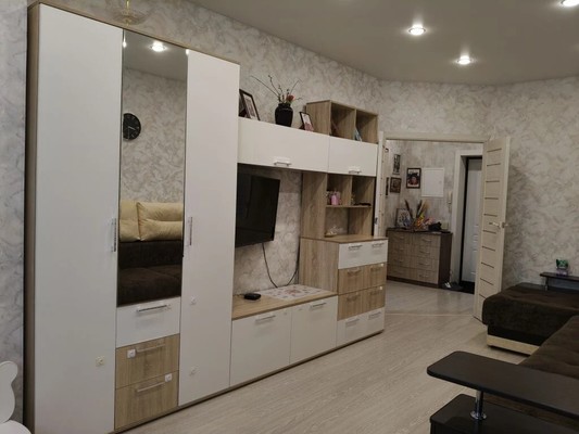 Продам однокомнатную (1-комн.) квартиру, Анны Коньковой ул, 10, Ханты-Мансийск г
