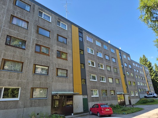 Продам трехкомнатную (3-комн.) квартиру, Пионерская ул, 2, Костомукша г