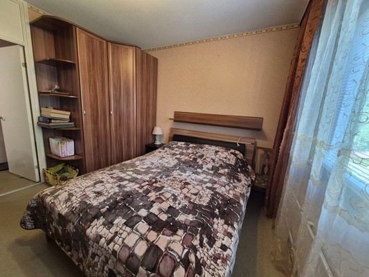 Продам трехкомнатную (3-комн.) квартиру, Пионерская ул, 2, Костомукша г