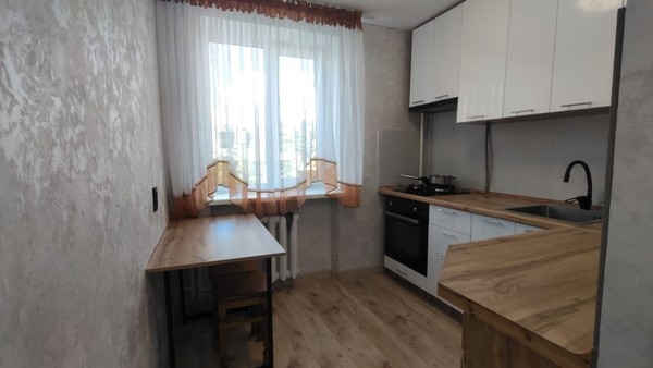 Продам однокомнатную (1-комн.) квартиру, Семашко ул, 3, Симферополь г