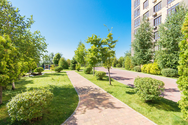 Продам трехкомнатную (3-комн.) квартиру, Береговая ул, 117Б, Ростов-на-Дону г