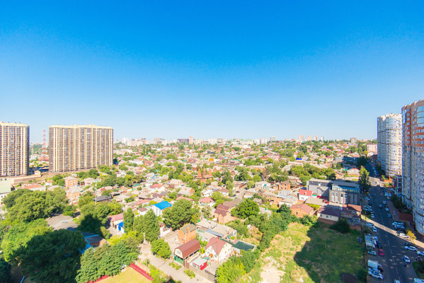 Продам трехкомнатную (3-комн.) квартиру, Береговая ул, 117Б, Ростов-на-Дону г