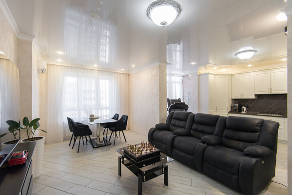 Продам трехкомнатную (3-комн.) квартиру, Береговая ул, 117Б, Ростов-на-Дону г