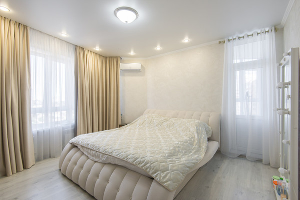 Продам трехкомнатную (3-комн.) квартиру, Береговая ул, 117Б, Ростов-на-Дону г