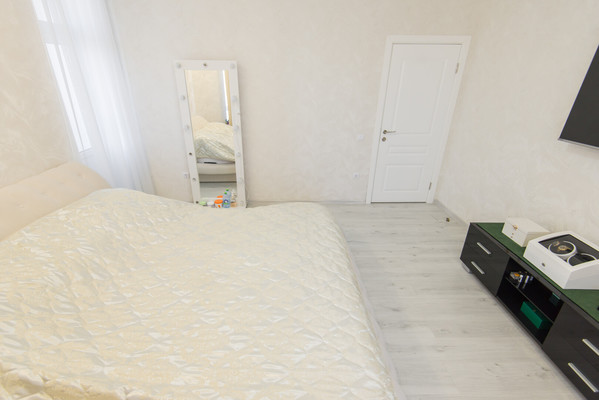 Продам трехкомнатную (3-комн.) квартиру, Береговая ул, 117Б, Ростов-на-Дону г