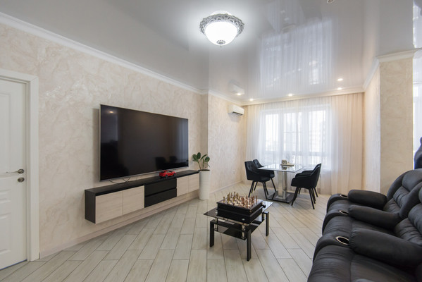Продам трехкомнатную (3-комн.) квартиру, Береговая ул, 117Б, Ростов-на-Дону г
