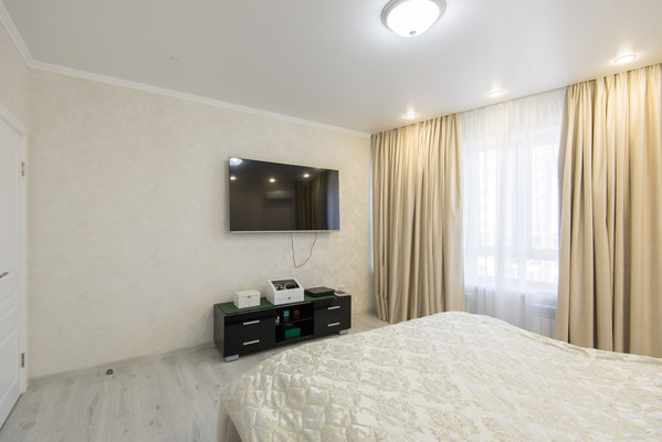 Продам трехкомнатную (3-комн.) квартиру, Береговая ул, 117Б, Ростов-на-Дону г